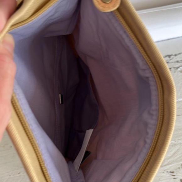 Gap women’s clutch bag. Size O/S NWOT - Picture 3 of 5